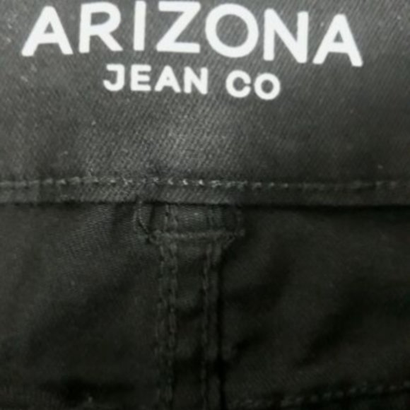 Arizona Womens Shorts Plus Size 16.5 W32.5 cuffed Hem Stretch MIDI Black - Picture 5 of 8